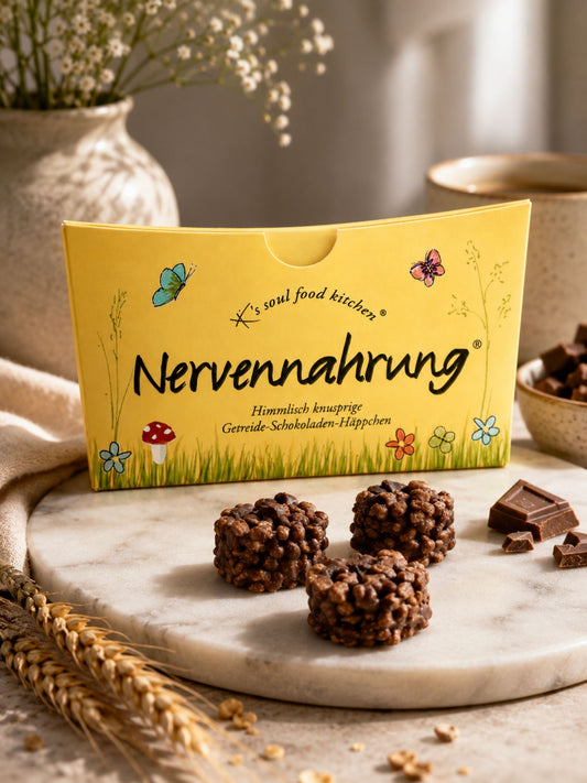 Nervennahrung Getreide-Schokoladen-Häppchen 125g von K's Soul Food Kitchen auf Marmor Tisch