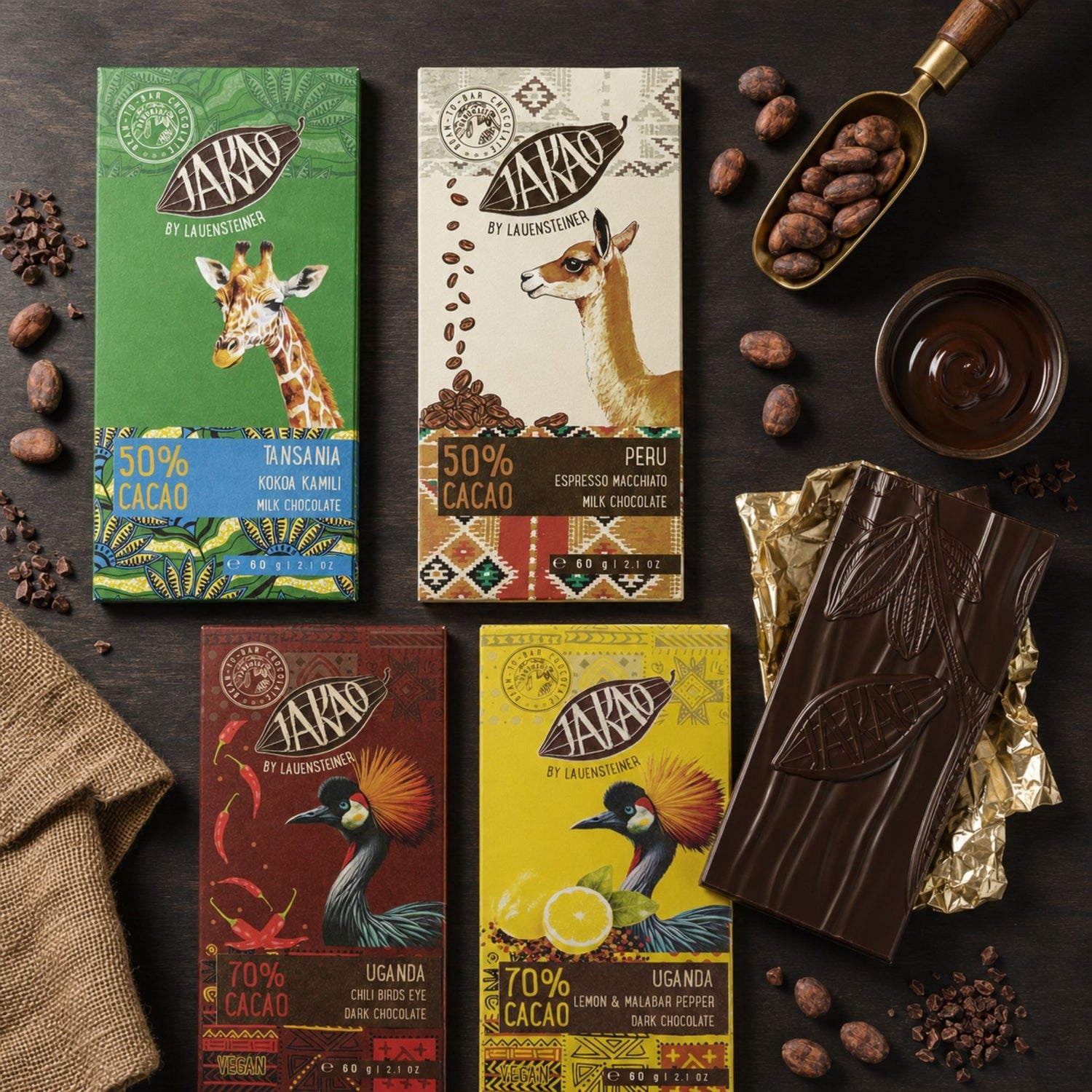 Kakaobohnen und Kakaonibs als Ausgangsmaterial für Bean-to-Bar-Schokolade