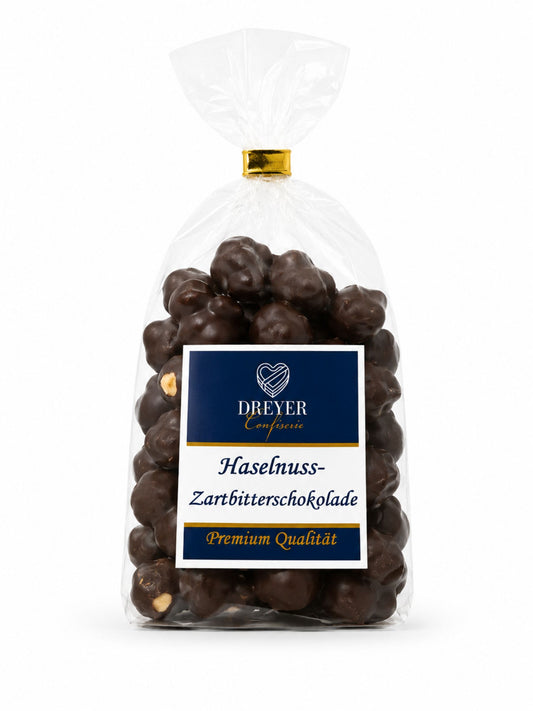 Haselnuss an Haselnuss Zartbitter-Schokolade 150g von Dreyer Confiserie in Klarsichtverpackung
